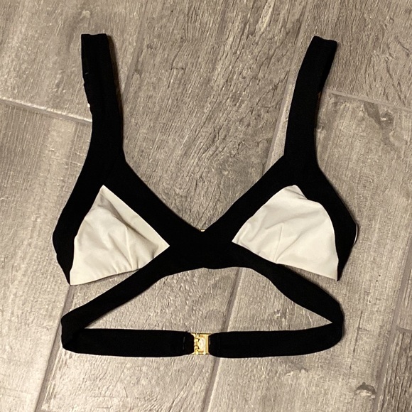 Agent Provocateur Mazzy White Black Bikini Top AP2 - Picture 6 of 8